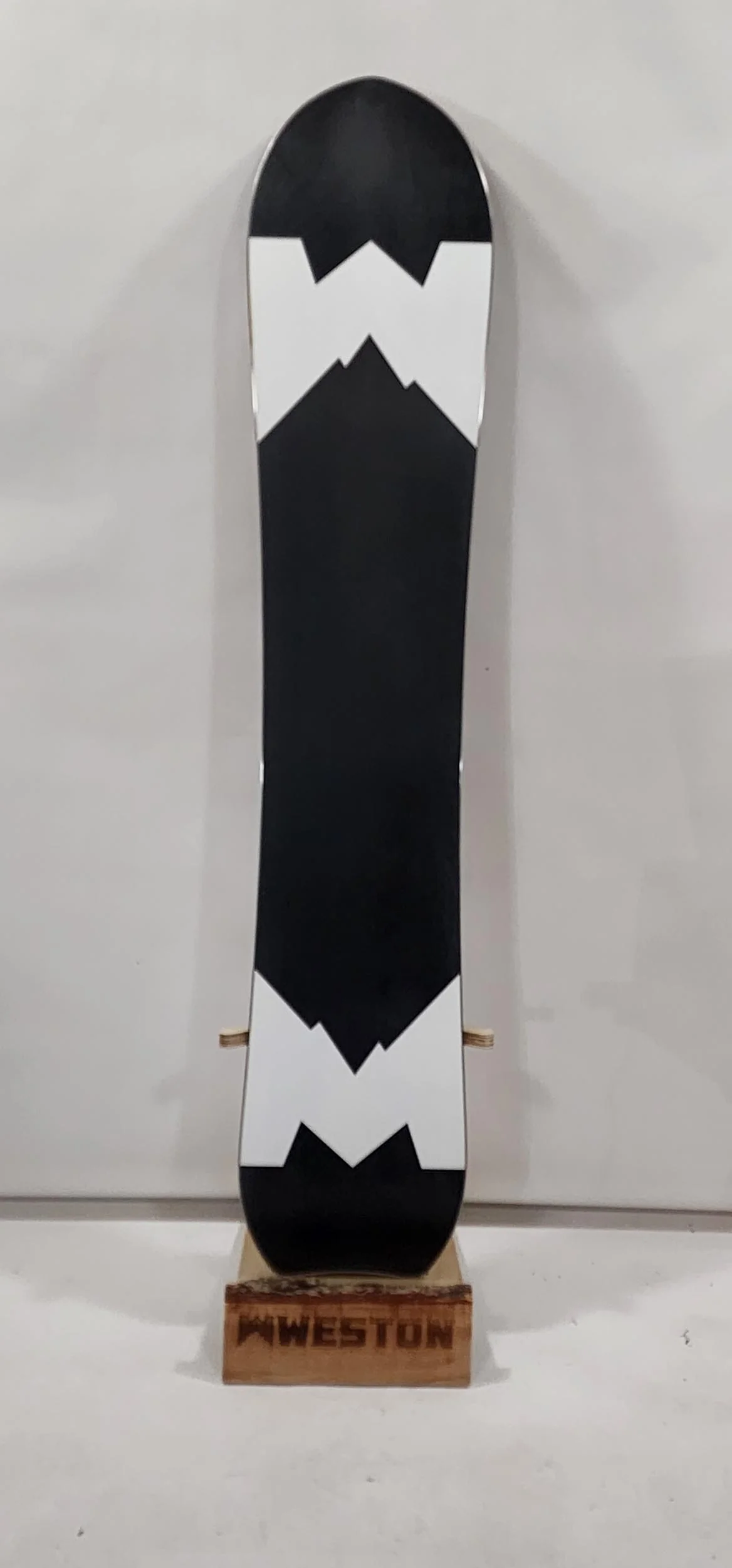 #261 25/26 Eclipse Snowboard Demo 150 Like new - Image 3