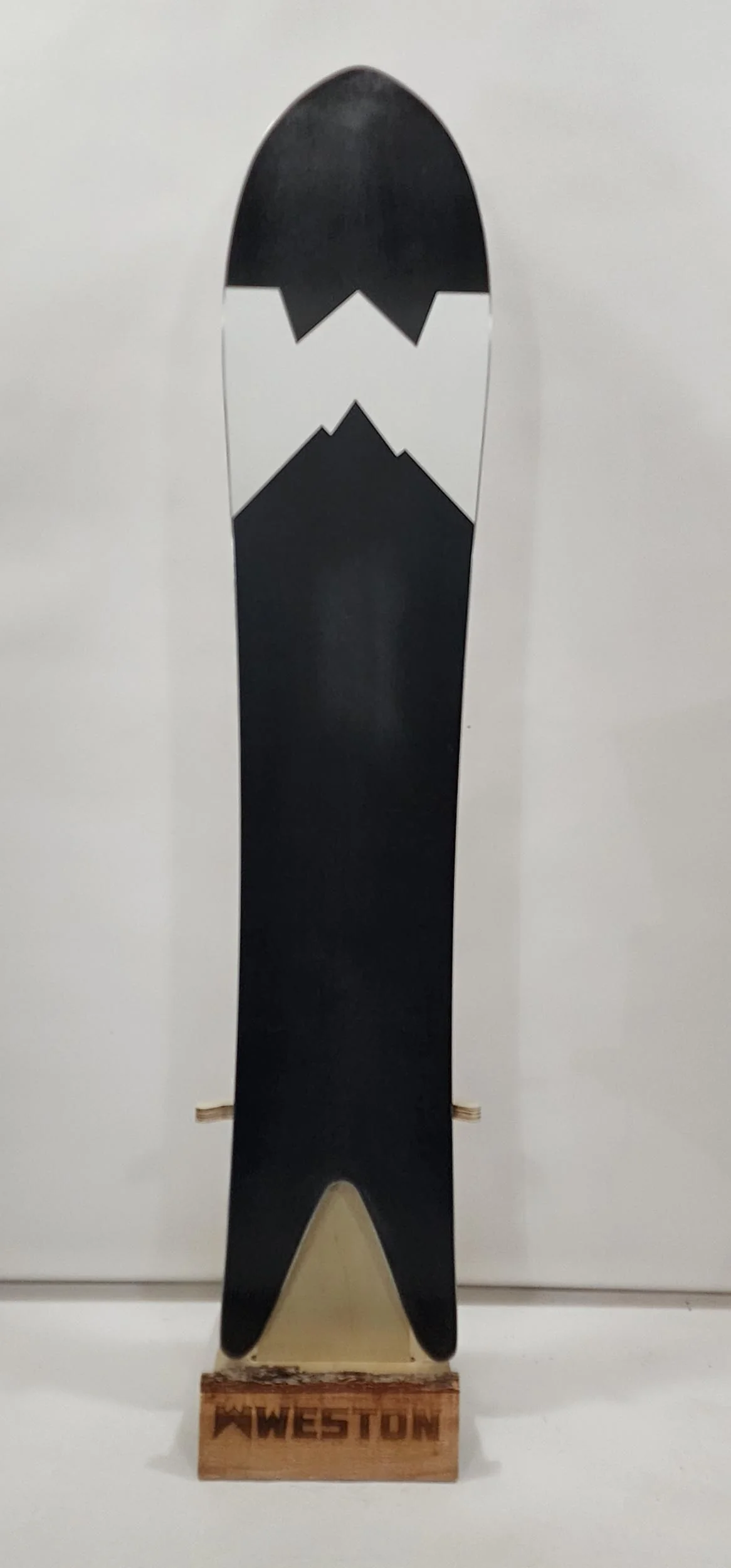 #265 25/26 Japow Snowboard Demo 154 Like New - Image 3