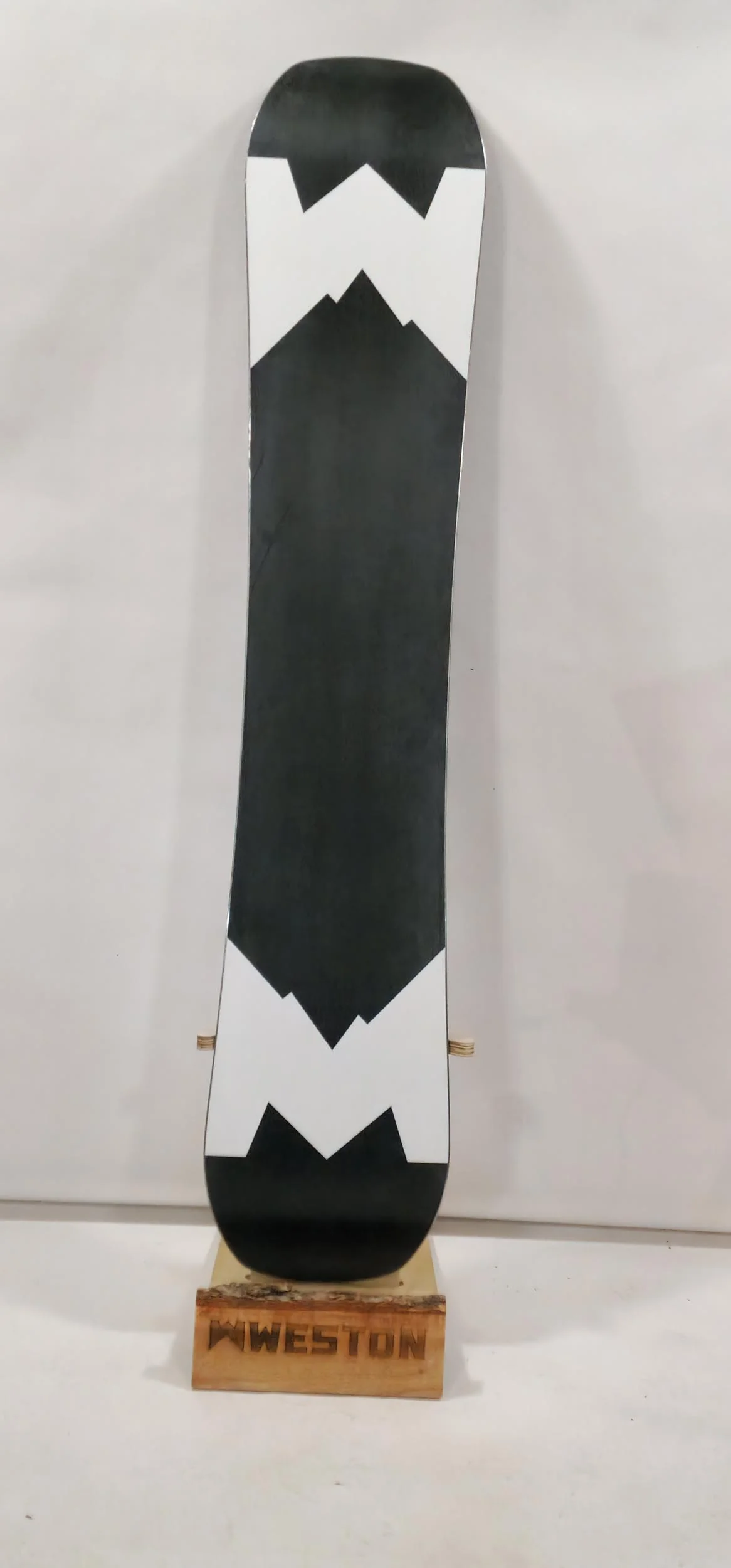 #274 Dream Machine Snowboard Demo 155 Great Condition - Image 3