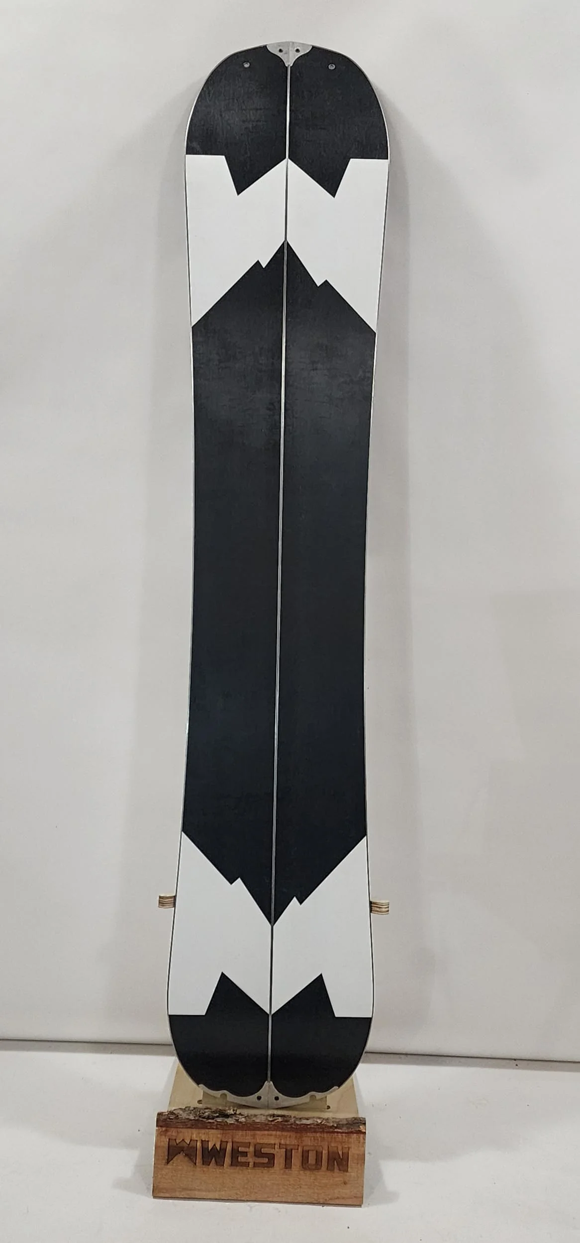#293 25/26 Gnarnia Splitboard 162 Demo Great Condition - Image 3