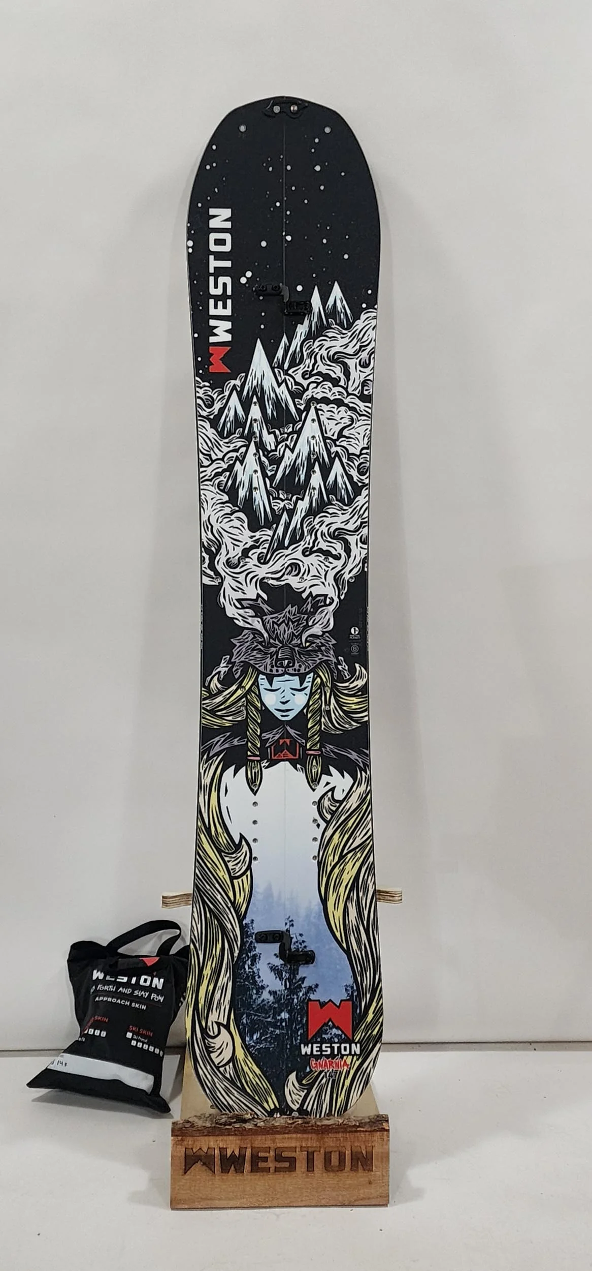 #296 25/26 Gnarnia Splitboard 147 w/skin #1 Demo Great Condition - Image 2